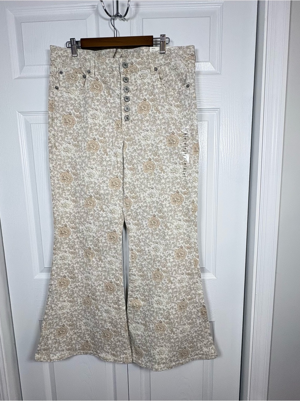 American Eagle Festival Flare Jeans 18 NWT Floral Boho Hippie 70s
